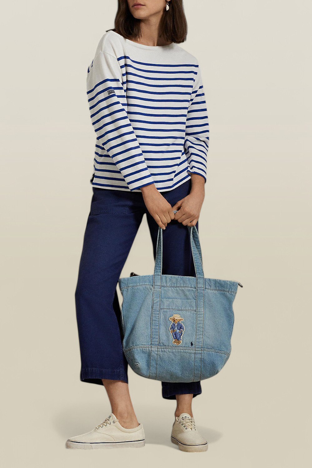 תמונת כל הלוק של תיק טוט ג'ינס מדיום